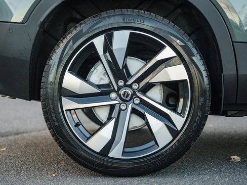 New 2026 Volvo XC40 B5 Ultra w/ Protection Package Premier image 18