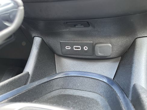 Used 2023 Chevrolet Malibu LT image 30