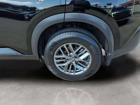 Used 2023 Nissan Rogue S FWD image 20