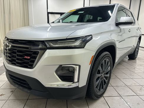 Used 2022 Chevrolet Traverse RS image 11