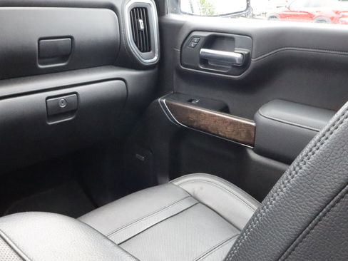Used 2020 GMC Sierra 1500 Denali w/ Denali Ultimate Package AWD/4WD image 11
