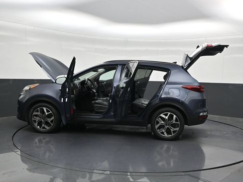 Used 2020 Kia Sportage EX w/ EX Technology Package FWD image 32