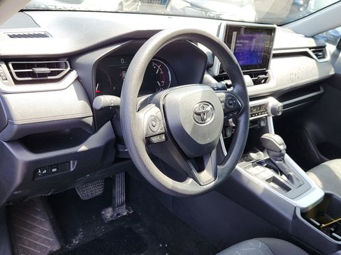 Certified 2025 Toyota RAV4 XLE FWD image 11