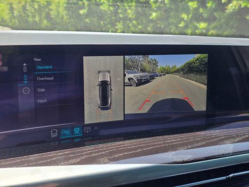 New 2026 Cadillac Escalade IQ Luxury 1 w/ LPO, Floor Liner Package image 30