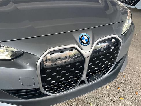 Used 2023 BMW i4 eDrive35 image 29