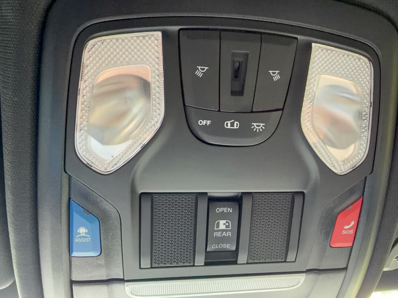 Used 2023 RAM 1500 Big Horn AWD/4WD image 34