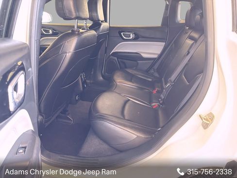 Used 2025 Jeep Compass Limited AWD/4WD image 9