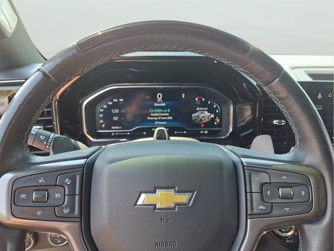 Used 2024 Chevrolet Silverado 1500 High Country w/ Technology Package AWD/4WD image 19