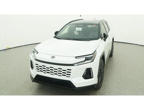 Used 2026 Toyota RAV4 XSE w/ Weather Package AWD/4WD image 22