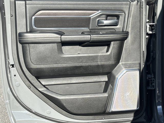 Used 2026 RAM 2500 Laramie AWD/4WD image 25