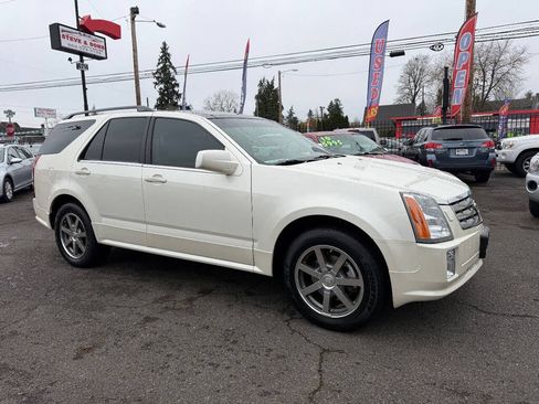 Used 2004 Cadillac SRX V8 w/ Preferred Equipment Group image 2