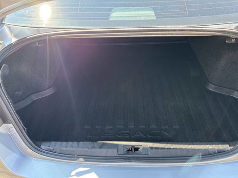 Used 2017 Subaru Legacy 2.5i Premium image 14