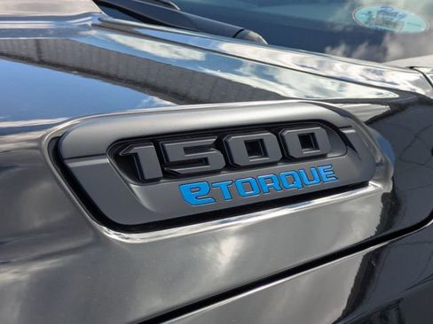 New 2026 RAM 1500 4x4 Crew Cab image 29