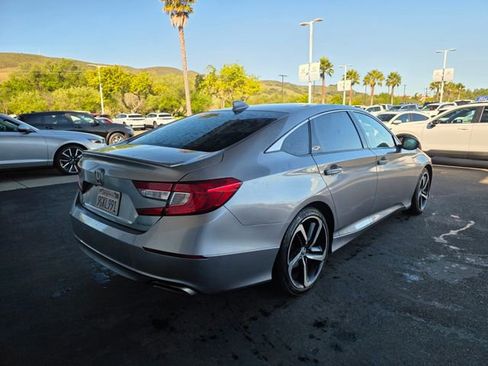 Used 2019 Honda Accord Sport image 7