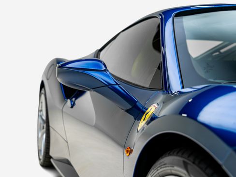 Used 2017 Ferrari 488 GTB RWD image 26