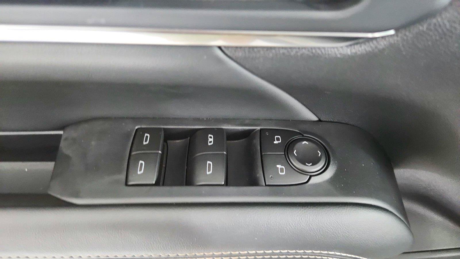Used 2026 GMC Terrain Elevation AWD/4WD image 17