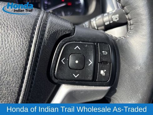 Used 2014 Toyota Highlander Limited image 20