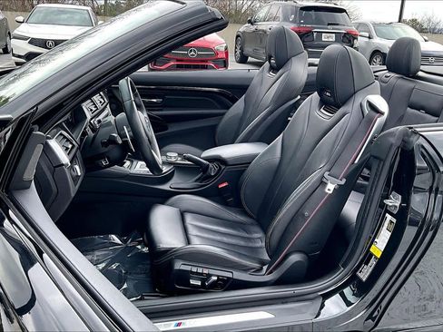 Used 2020 BMW M4 Convertible w/ Competition Package image 8