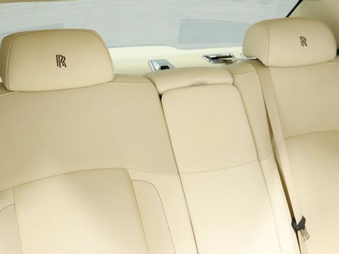 Used 2013 Rolls-Royce Ghost RWD image 99