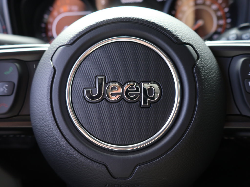 Used 2026 Jeep Wrangler Unlimited Rubicon AWD/4WD image 26