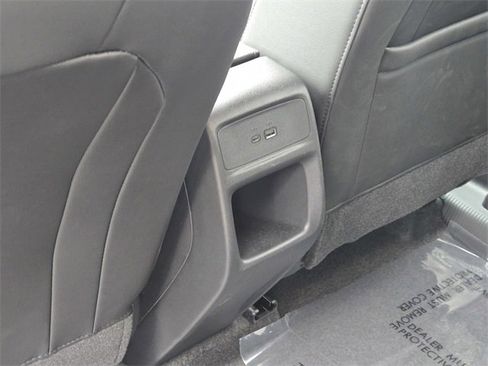 Used 2026 Buick Envista Preferred w/ Advanced Safety Package image 10