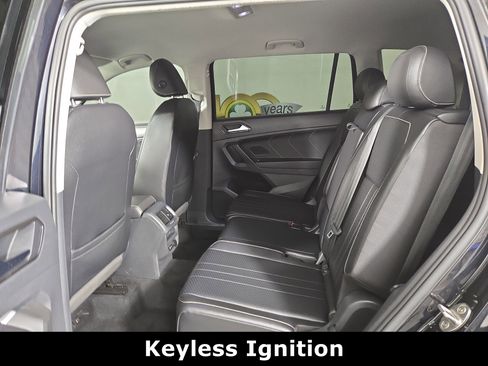 Used 2022 Volkswagen Tiguan SE image 11