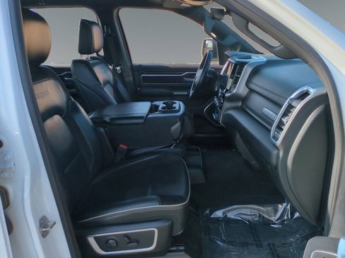 Used 2023 RAM 1500 Laramie image 17