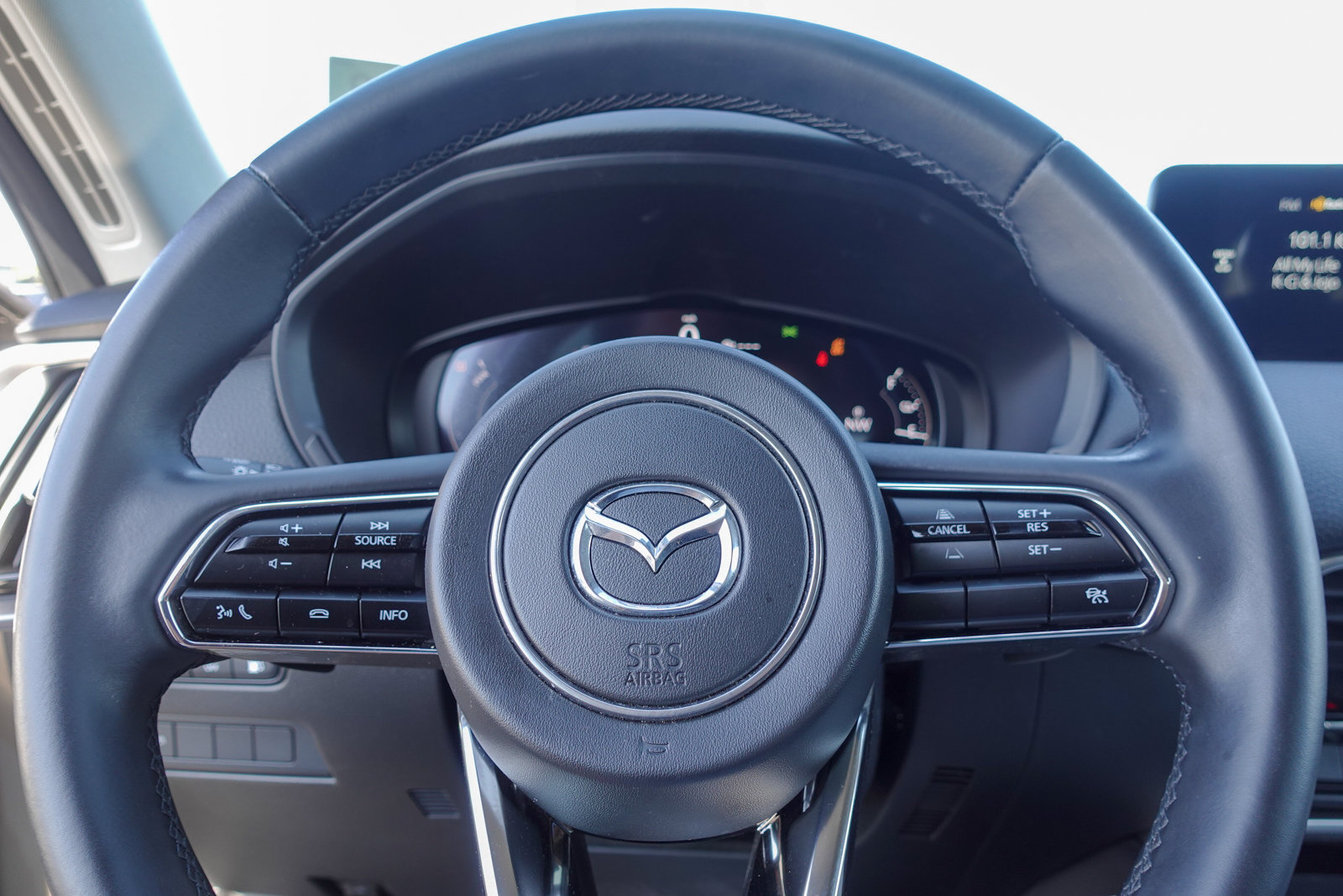 Used 2024 MAZDA CX-90 Plug-In Hybrid w/ Preferred AWD/4WD image 19