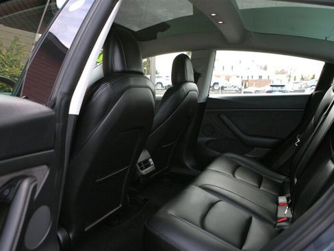 Used 2022 Tesla Model 3 Long Range image 13