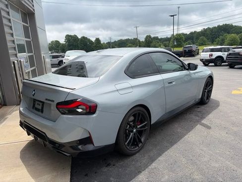 Used 2024 BMW M240i Coupe RWD image 3