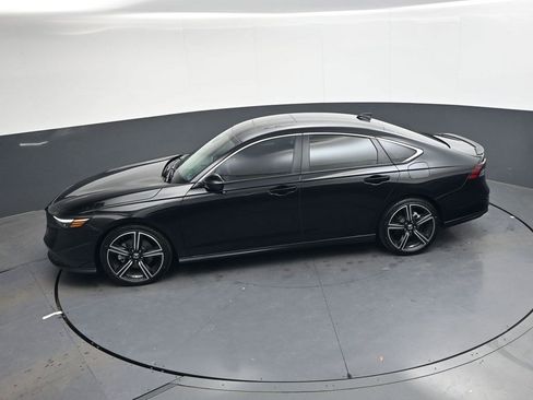 Used 2025 Honda Accord Sport image 22