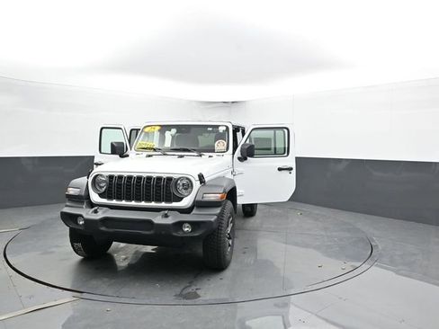 Used 2025 Jeep Wrangler Unlimited Sport AWD/4WD image 49