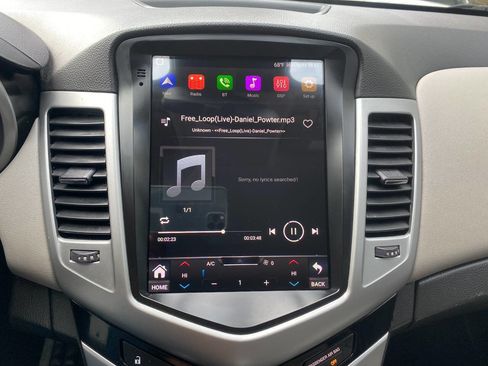 Used 2014 Chevrolet Cruze LS image 21