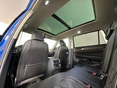 Used 2025 Volkswagen Atlas SEL Premium R-Line AWD/4WD image 22