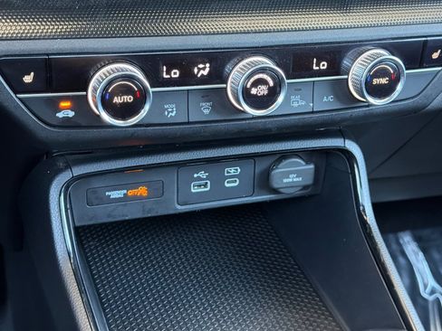 Certified 2025 Honda CR-V Sport image 18