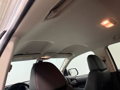 Used 2021 GMC Canyon AT4 image 11