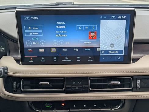 Used 2022 Lincoln Nautilus Reserve w/ Equipment Group 201A image 17