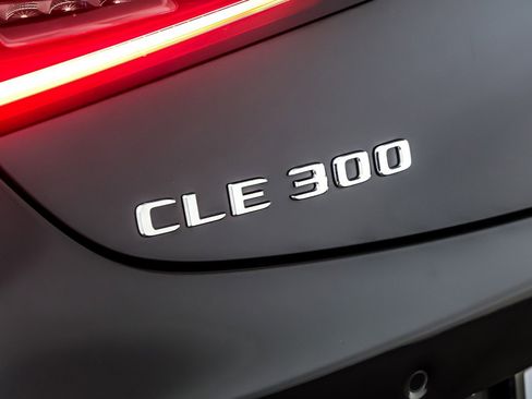 Used 2024 Mercedes-Benz CLE 300 CLE 300 4MATIC Coupe image 9