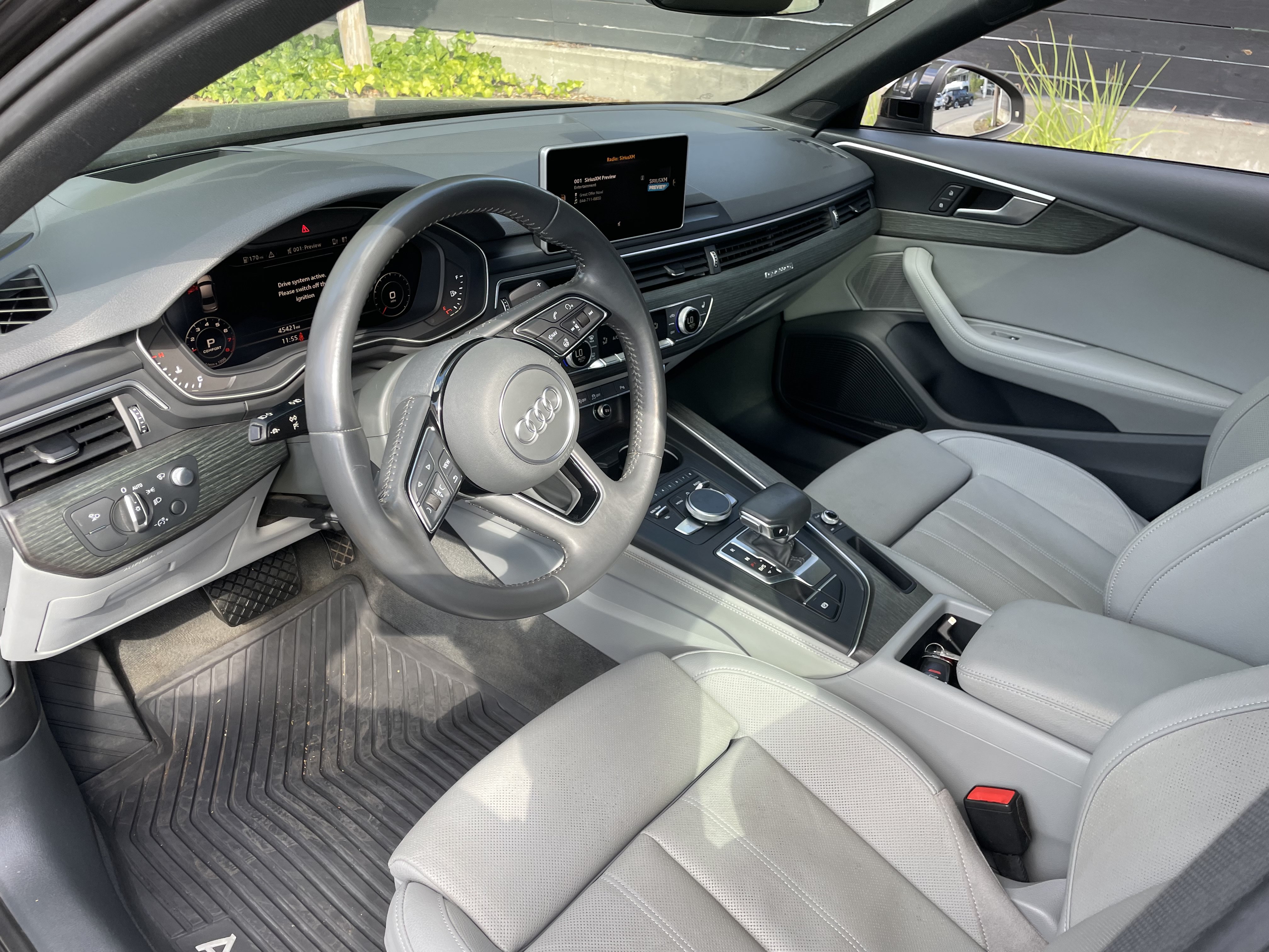 Used 2019 Audi A4 2.0T Prestige w/ Prestige Package AWD/4WD image 17