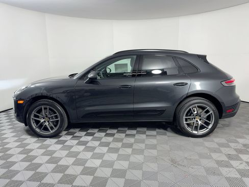 Certified 2026 Porsche Macan AWD/4WD image 2
