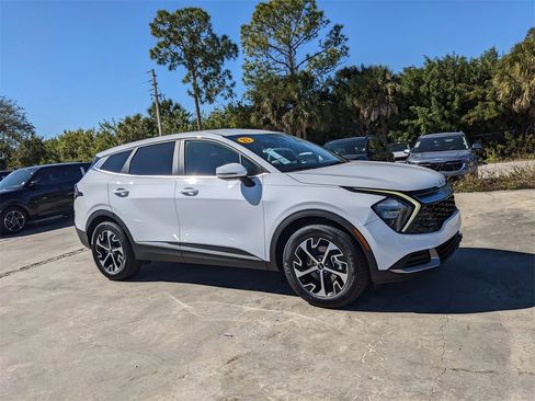 Certified 2023 Kia Sportage EX image 2