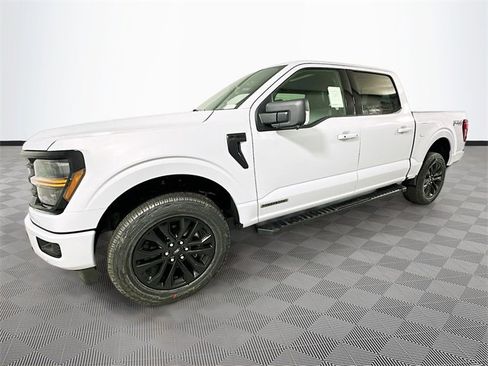 New 2025 Ford F150 XLT w/ Equipment Group 303A High image 23