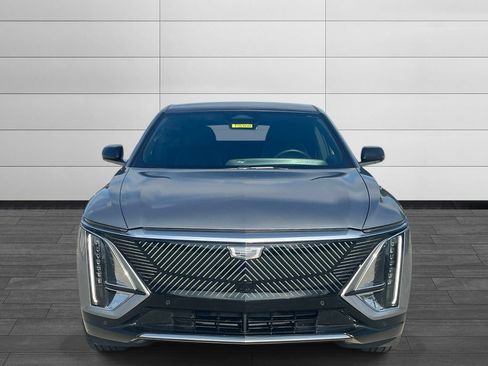 Used 2024 Cadillac Lyriq Tech RWD image 8