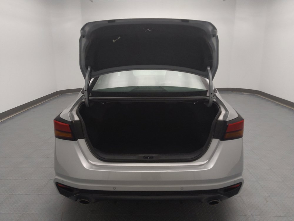 Used 2025 Nissan Altima 2.5 SR FWD image 29