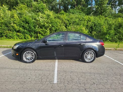Used 2011 Chevrolet Cruze Eco FWD image 3