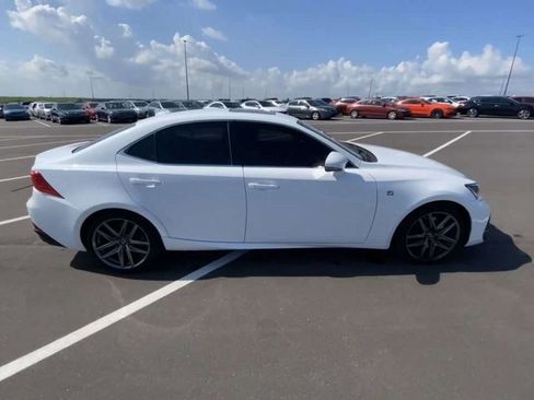 Used 2019 Lexus IS 300 F Sport w/ F Sport Package image 5