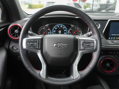 Used 2022 Chevrolet Blazer RS w/ Enhanced Convenience Package image 18