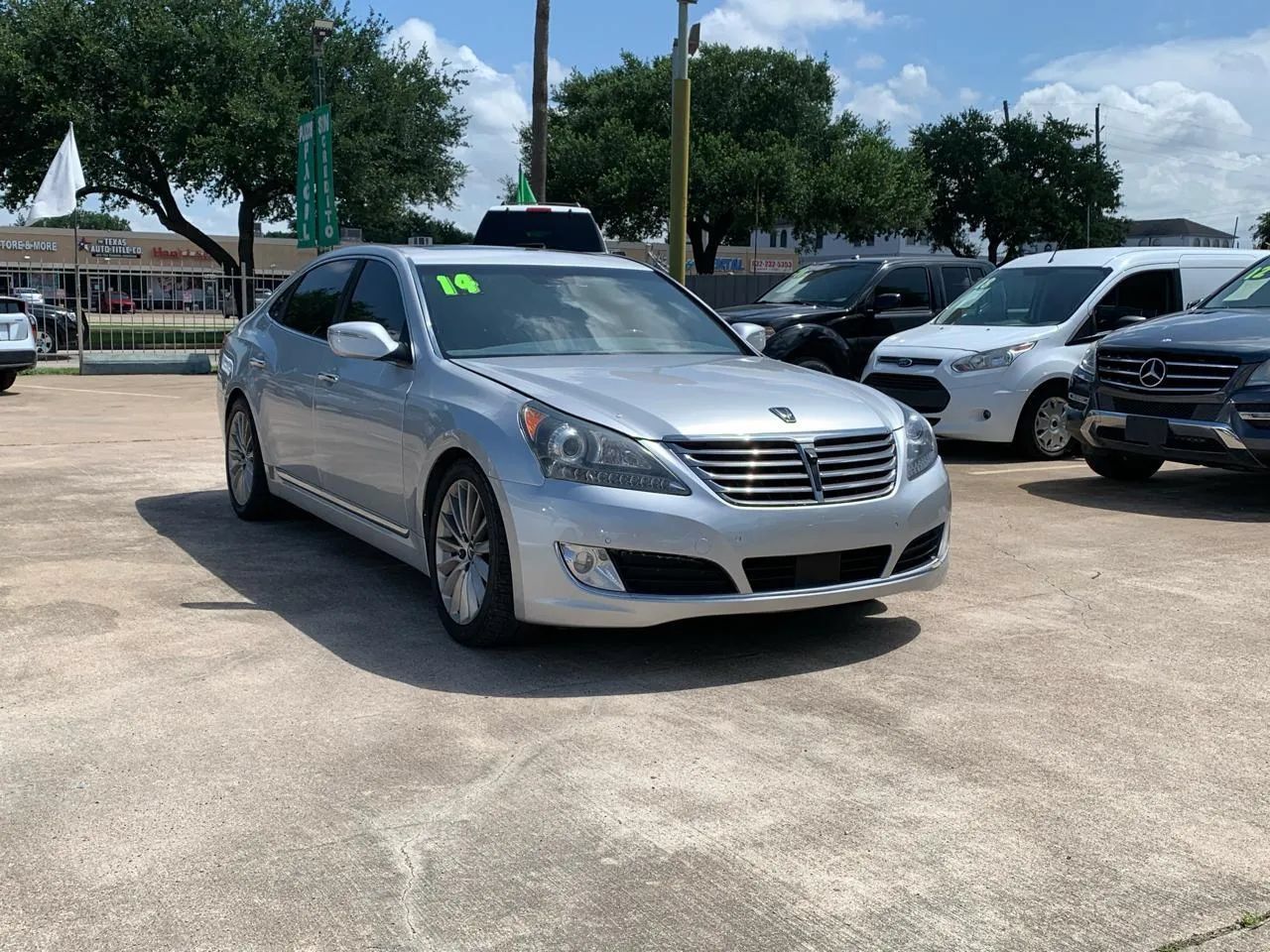 Used 2014 Hyundai Equus Ultimate RWD image 3