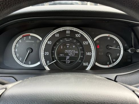 Used 2017 Honda Accord LX image 10