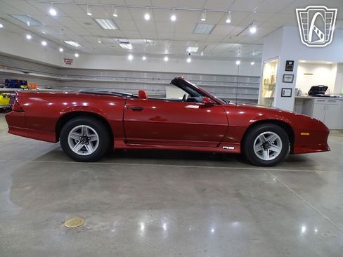 Used 1991 Chevrolet Camaro RS image 19
